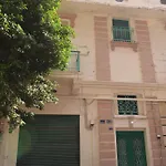 Belle Helen - Bright Independent Apartment