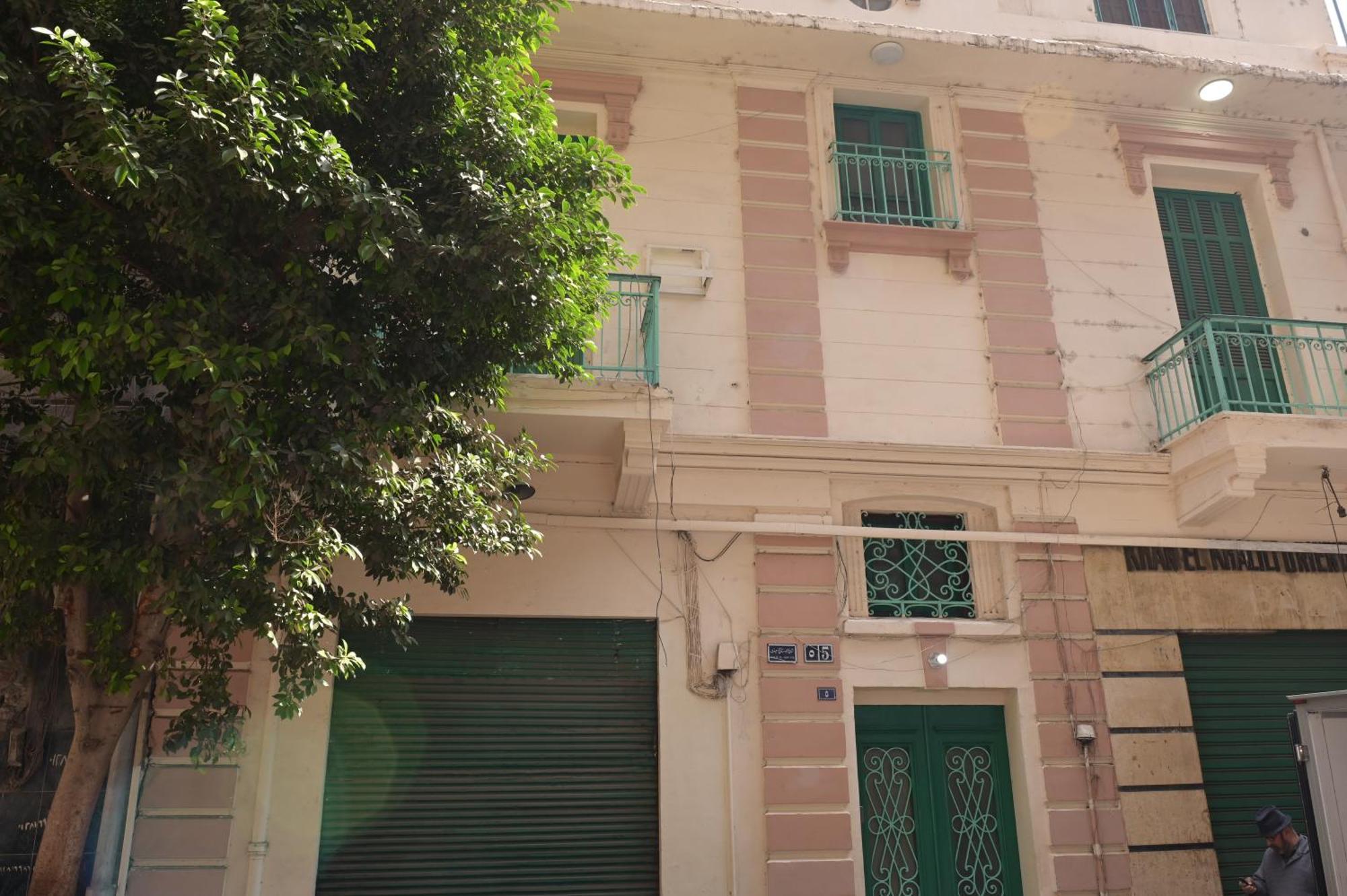 Belle Helen - Bright Independent * Cairo