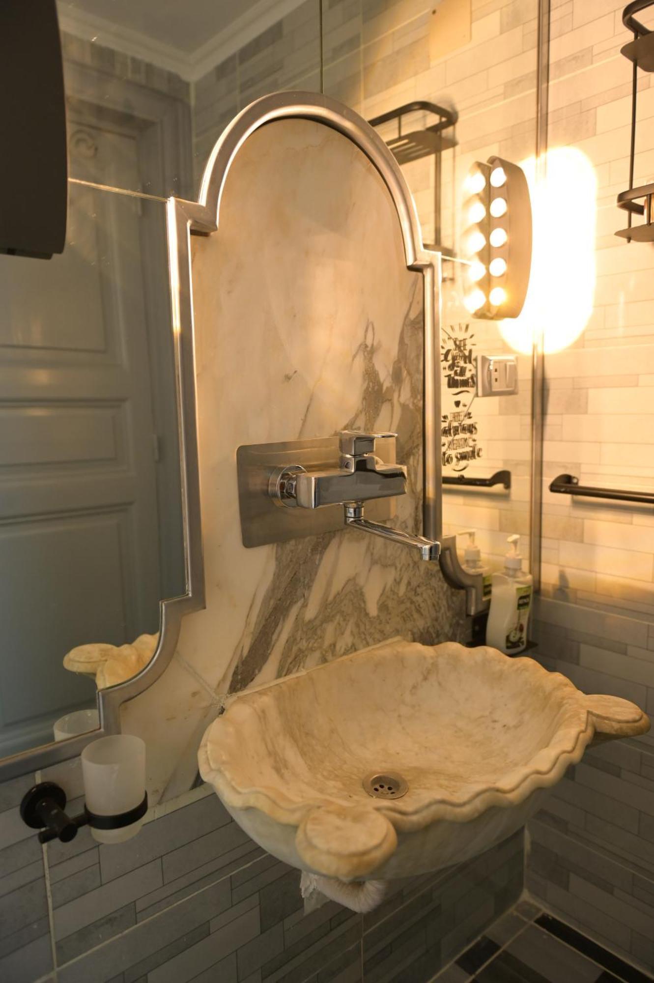 Belle Helen - Bright Independent Apartment Cairo